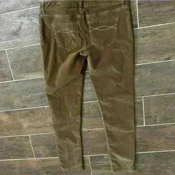 Abercrombie & Fitch Vintage Suede Straight Slim Pants Size 6 - Picture 3 of 6